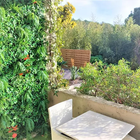 Hotel Les Jardins De Bormes, Sauna & Jacuzzi 3*